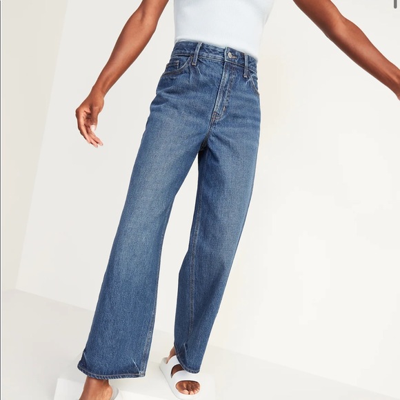 Old Navy Denim - FLASH SALE NWT Old Navy Extra High-Waisted Medium-Wash Cropped Wide-Leg Jeans